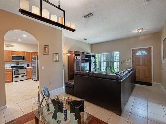 4th image of 608 Rosaro Ct