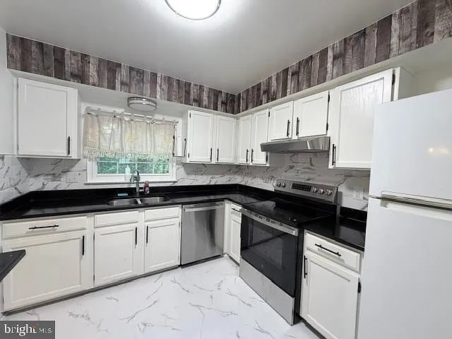 14934 Lady Madonna Ct — Photo 11