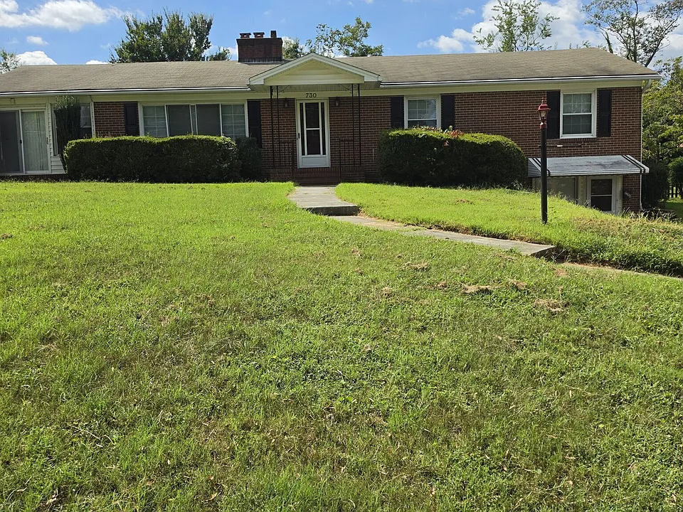 730 Blackwood Ave