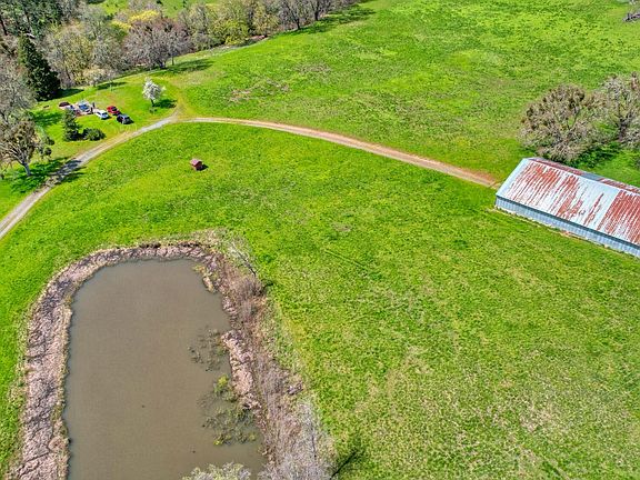 4th image of 858 Missouri Flat Rd