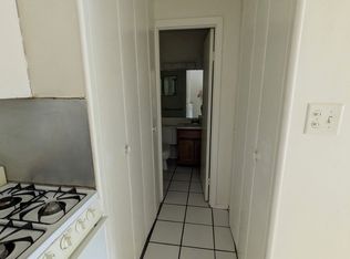 321 Hoffman Ct #12B, Crown Pt, IN 46307