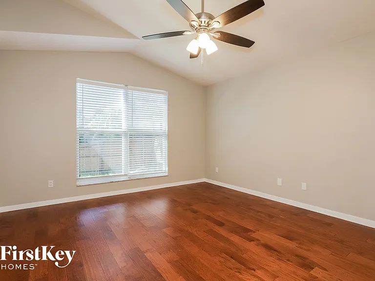 4312 Horseshoe Pick Ln — Photo 7