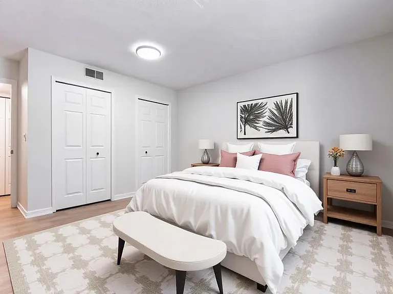 Lochwood Apartments — Photo 3
