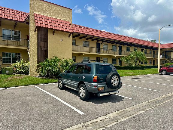 2nd image of 1845 S Highland Ave APT 6-11