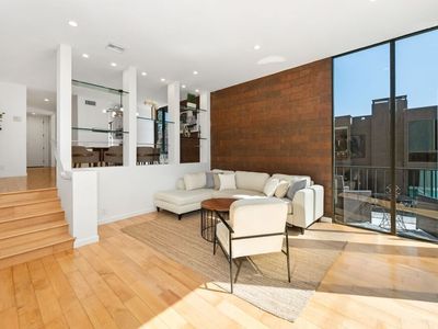 1033 Carol Dr APT 101, West Hollywood, CA, 90069