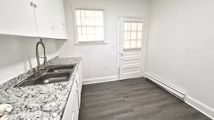 19 Woodlawn Ave #1 — Photo 6