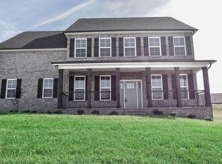 9106 Candle Pine Dr, Knoxville, TN 37931