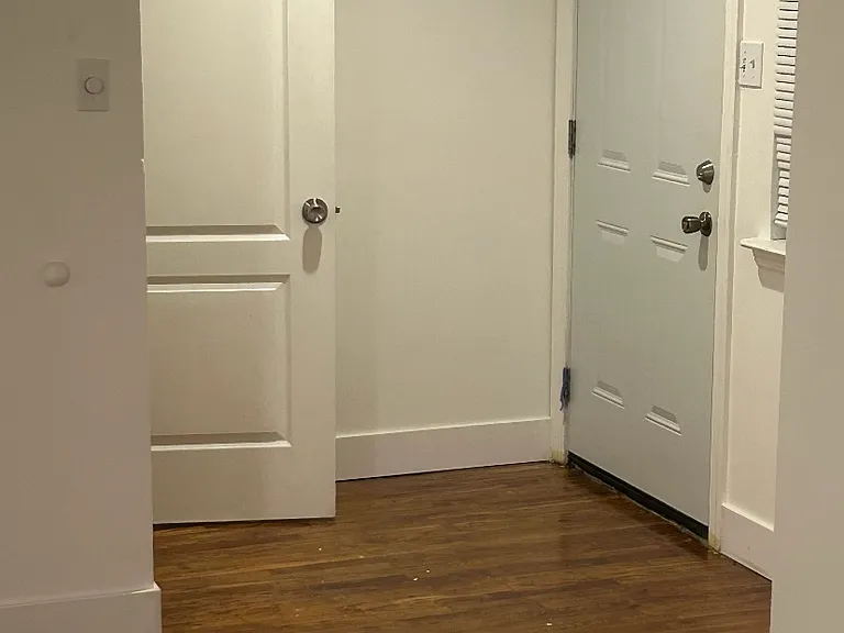 2342 Brookhaven Ave #3 — Photo 1