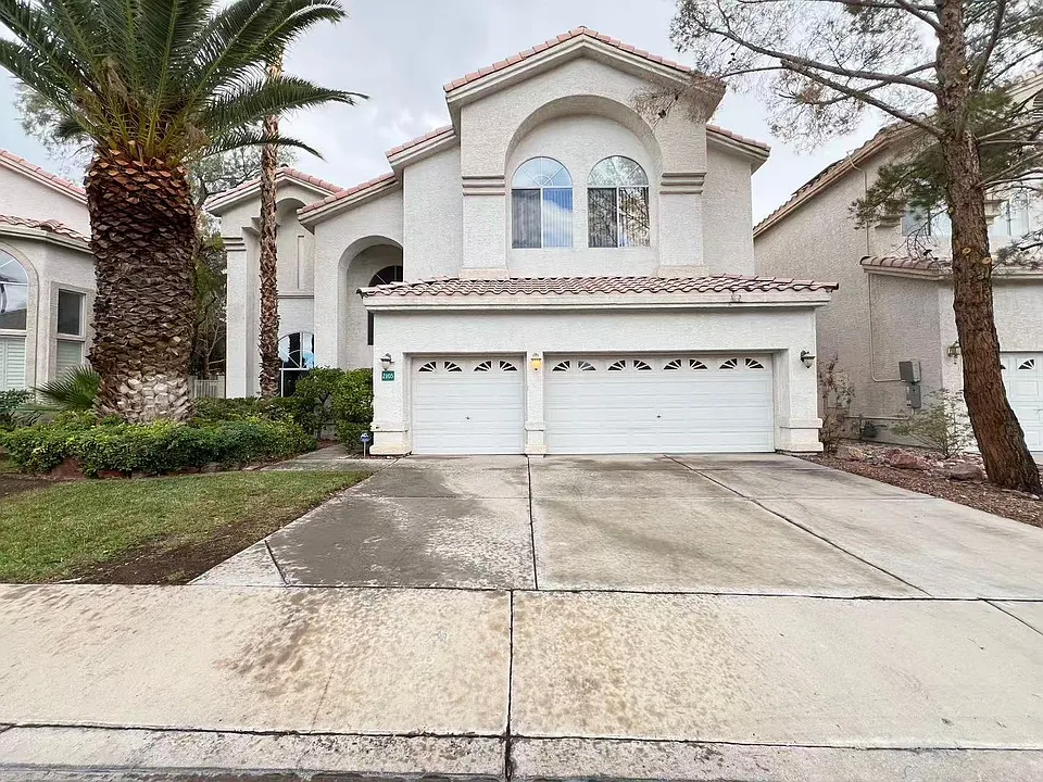 2105 Eaglepath Cir