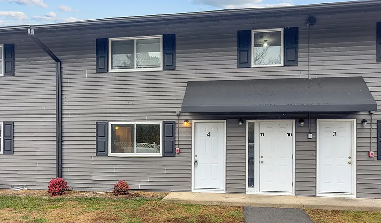 2215 Washington Pike #2 — Photo 1