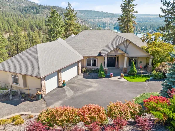 16371 N Lakeside Ln, Nine Mile Falls, WA 99026