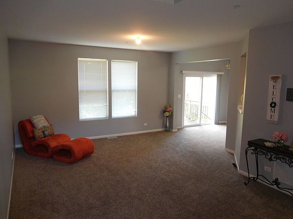 3rd image of 1435 Yellowstone Dr #1435