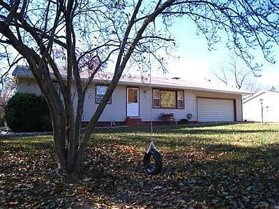 1st image of 204 Carol Ave