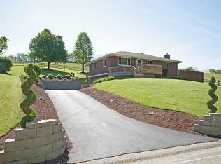 108 Patterson Rd, Finleyville, PA 15332