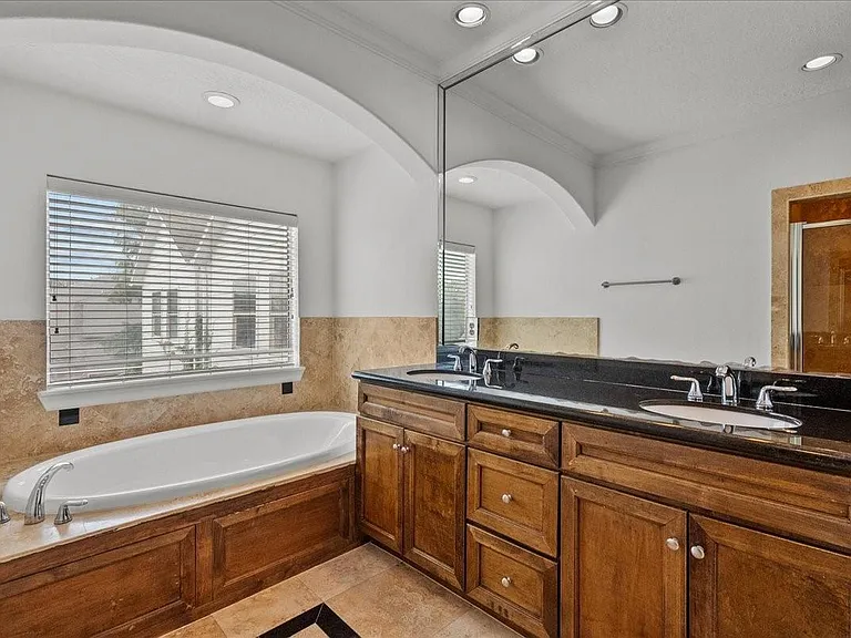 6118 Tyne St — Photo 19