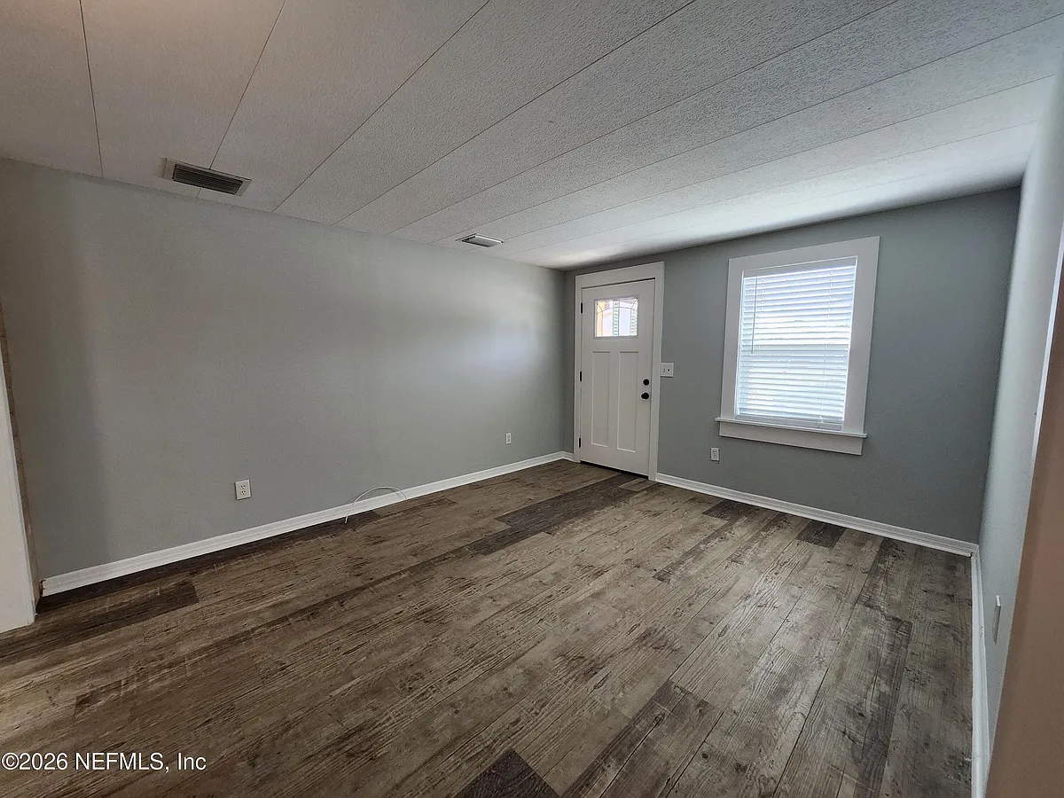 Building Photo - 126 Phoenetia Dr