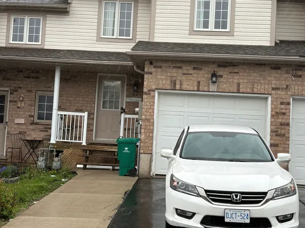 42 N Foxglove Cres, Kitchener, ON N2E 3Y7