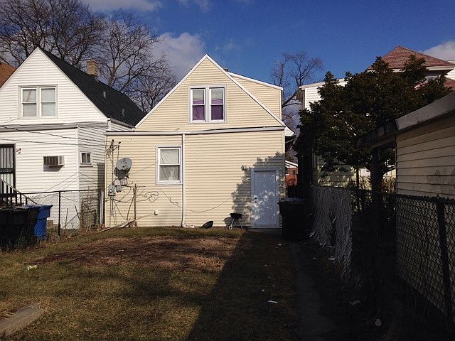 2nd image of 8634 S Aberdeen St