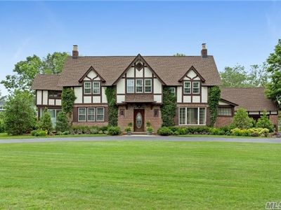 42 Garner Ln, Bay Shore, NY, 11706