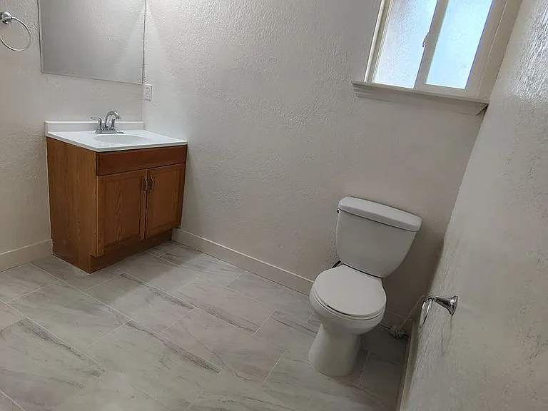 1351 Leonard Ave #A — Photo 13