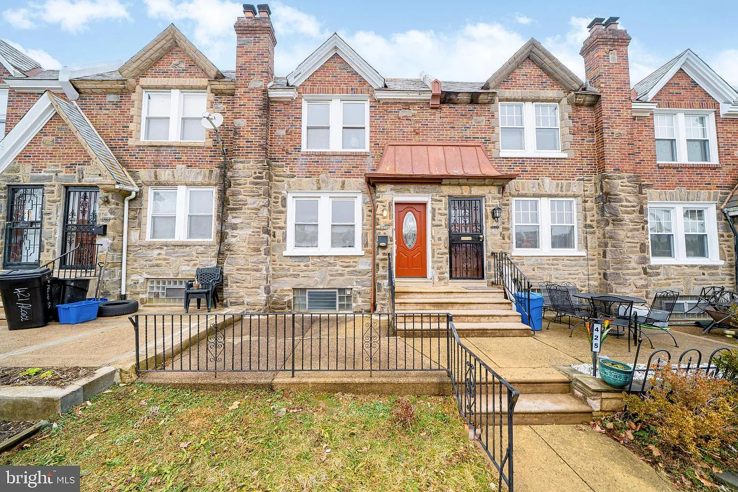 423 Alcott St photo 1