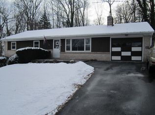 450 Mountain Top Dr, Denver, PA 17517