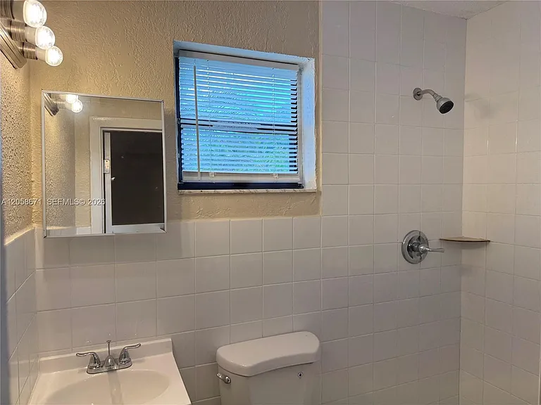 2352 NW 13th Ct — Photo 20
