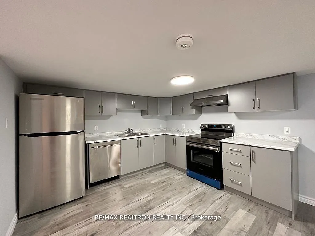 2 bed, $1,800 — Photo 3