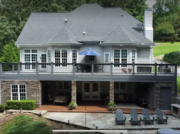 210 Brooks Dr, Townville, SC 29689