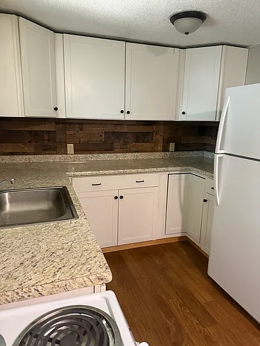 202 Grove St #1 Photo 1