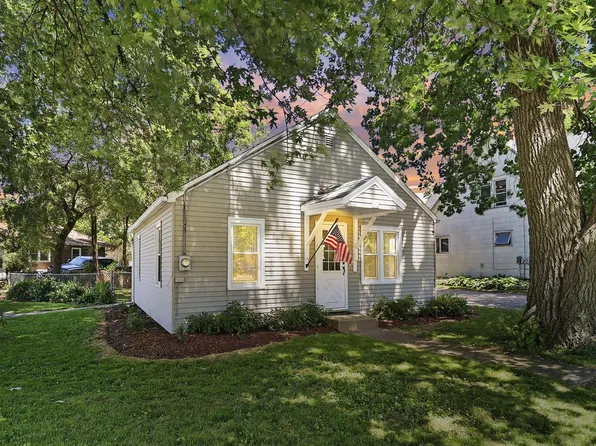 324 Madison STREET, Walworth, WI 53184