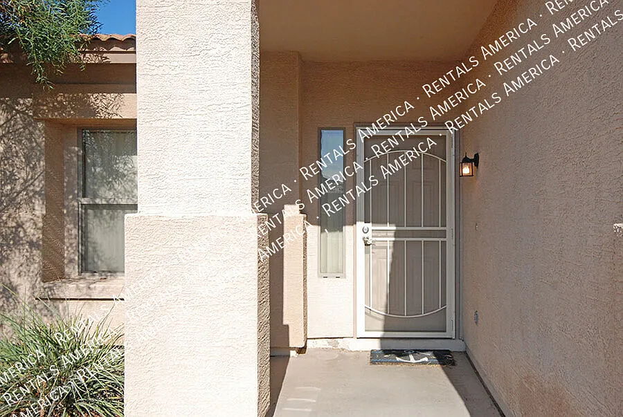 Building Photo - 4212 N 125th Ave