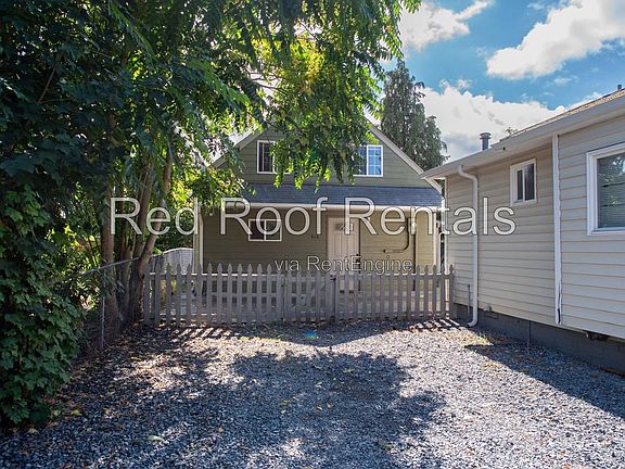 2nd image of 414 118th St S