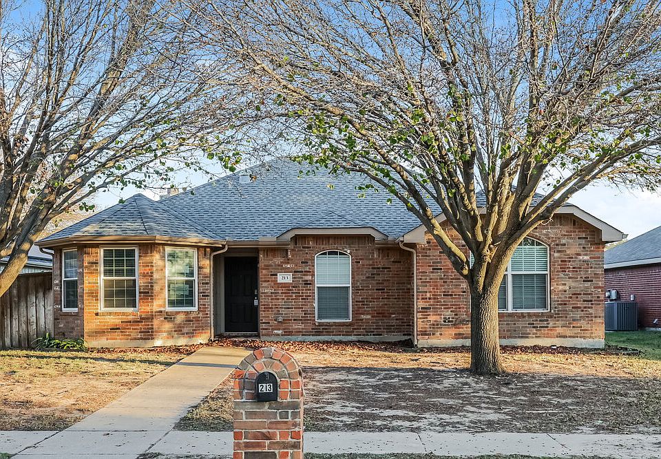1st image of 213 Garden Valley Ln