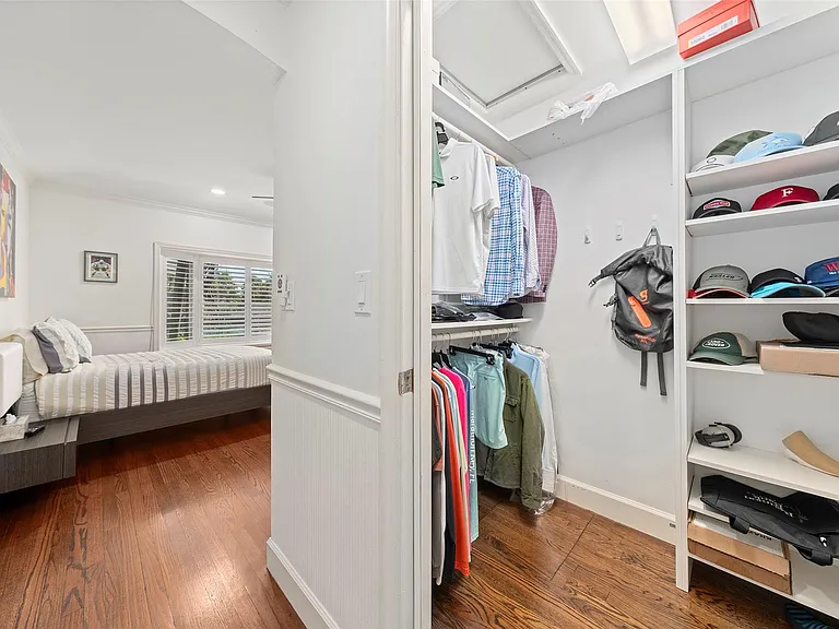 330 Royal Plaza Dr — Photo 27
