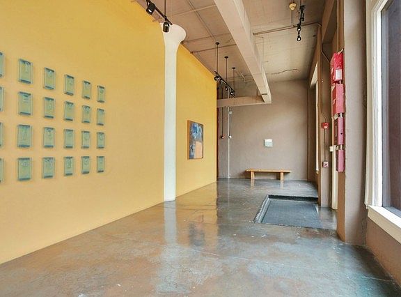 2nd image of 909 Lafayette St APT 6