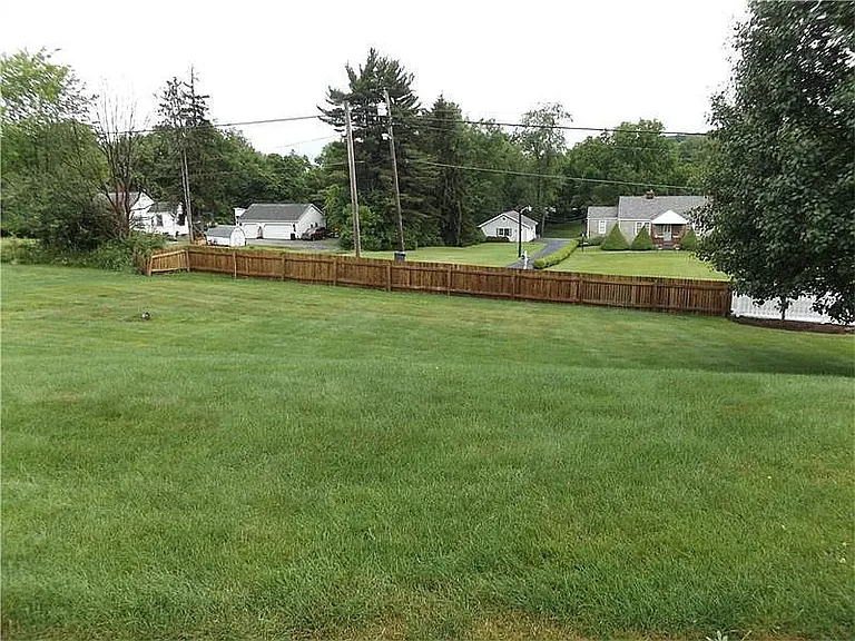 3129 Westwind Dr — Photo 3