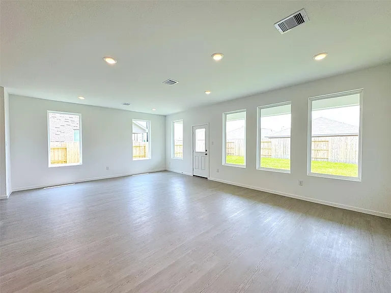 6815 Harvest Wheat Ln — Photo 21