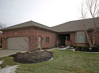 193 Hampton Hill Dr, Williamsville, NY