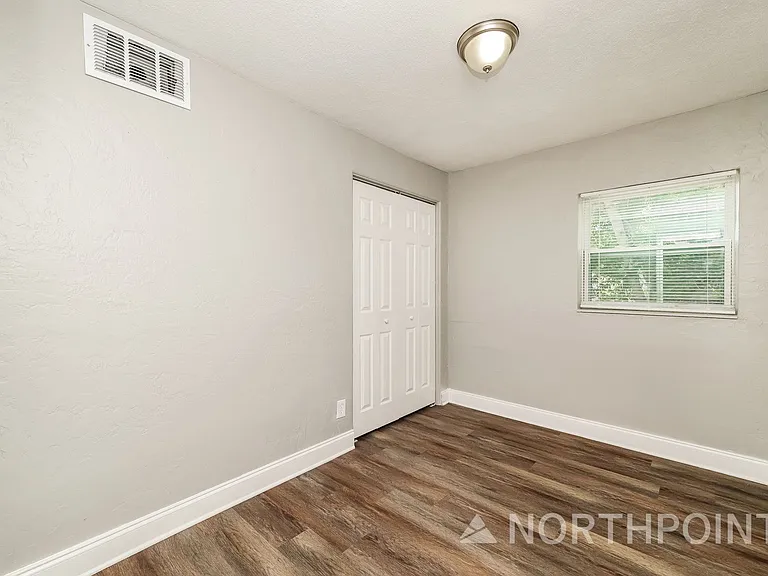 2624 13th Ave S — Photo 13