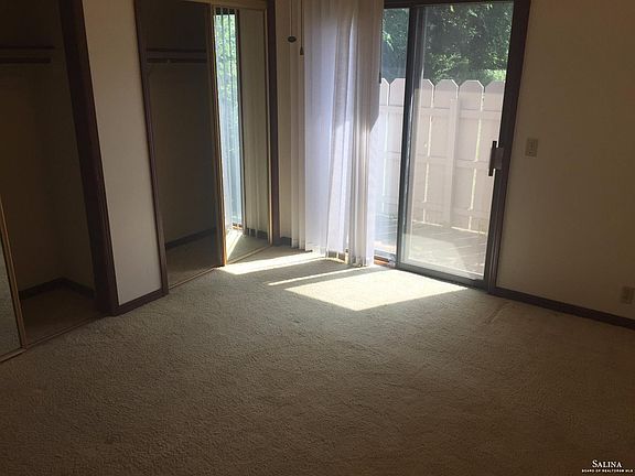 5th image of 1316 Parkwood Dr