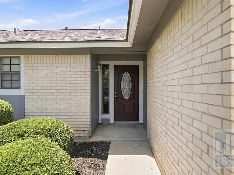 401 Oakridge Pass — Photo 30