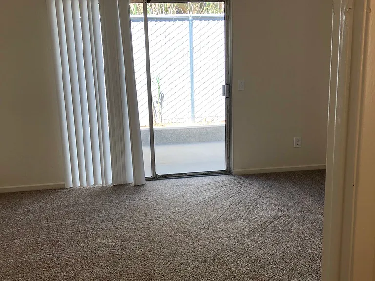 14025 Smoketree St #A — Photo 11