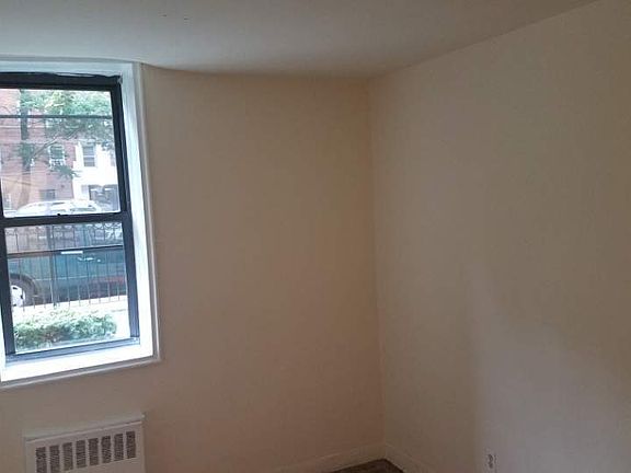 2nd image of 14445 41st Ave APT 1B