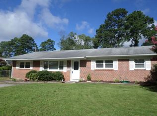 521 Gotham Rd, Virginia Beach, VA 23452