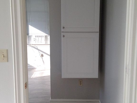 5th image of 12 Pine St #2