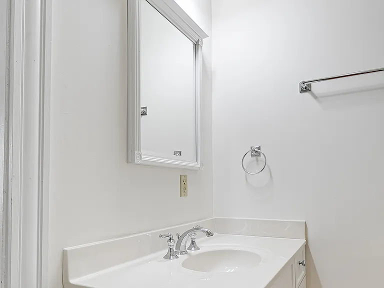 3216 E Broad St #A — Photo 19