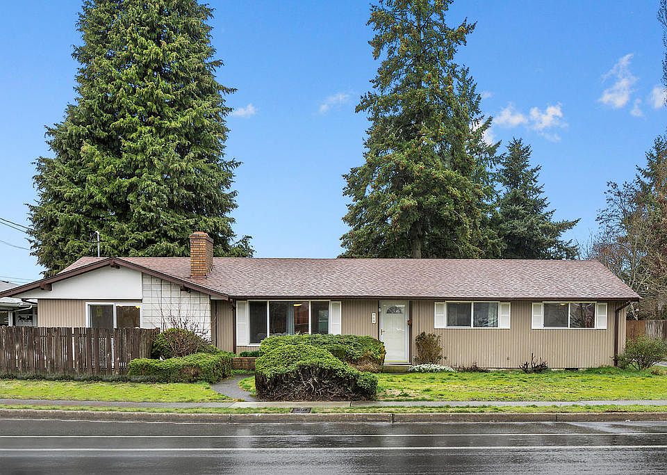 1st image of 715 17th St SE