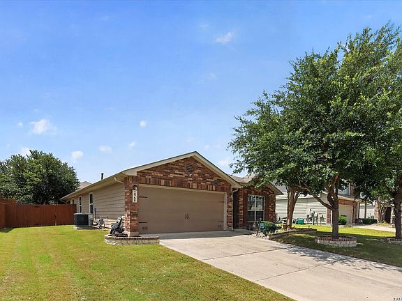 2nd image of 2968 Mistywood Ln