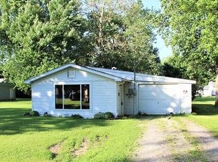 406 2nd Ave E, Lyndon, IL 61261